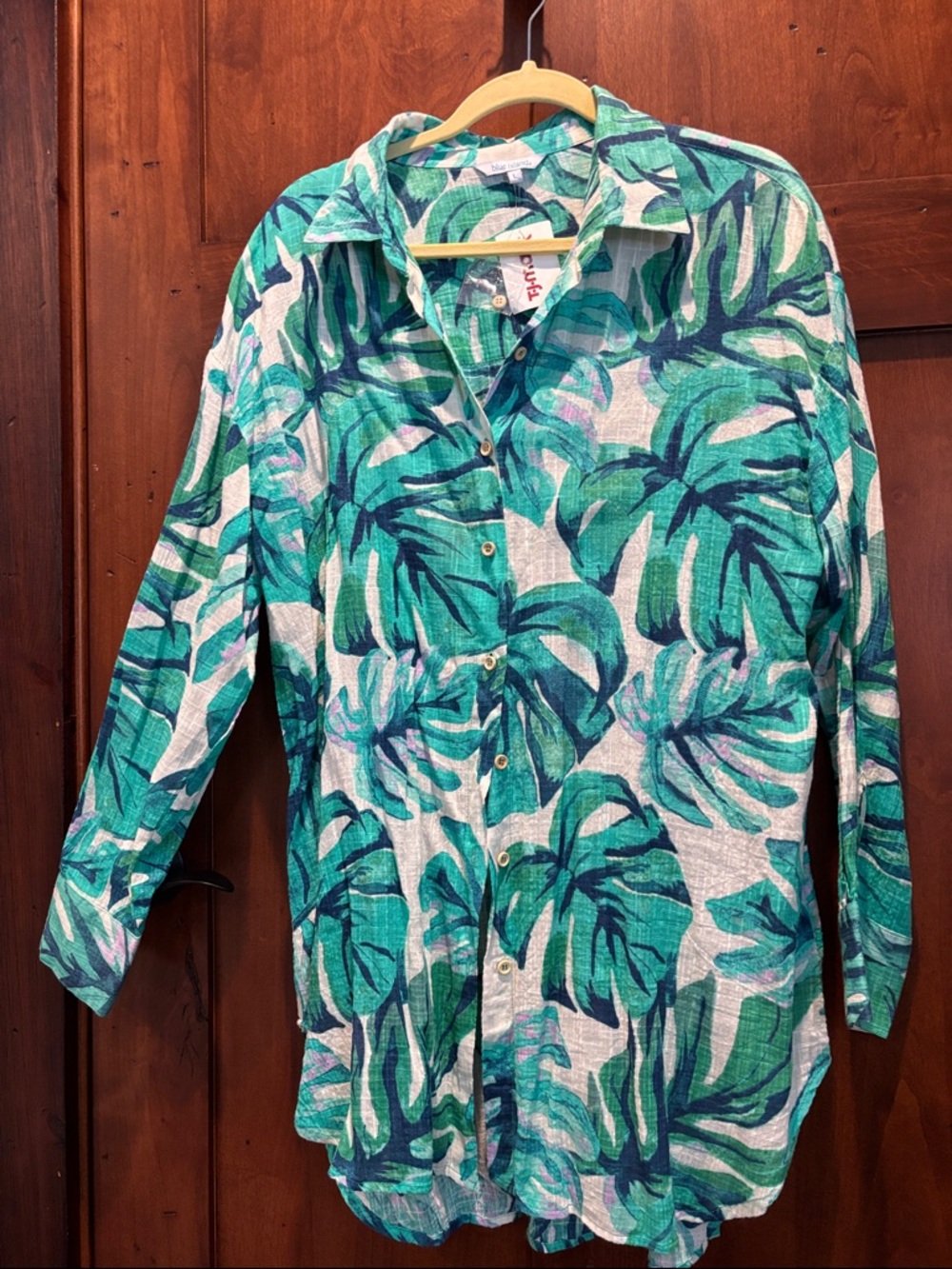 blue island Green & Teal Tropical Leaf Button-Up Blouse and matching shorts!